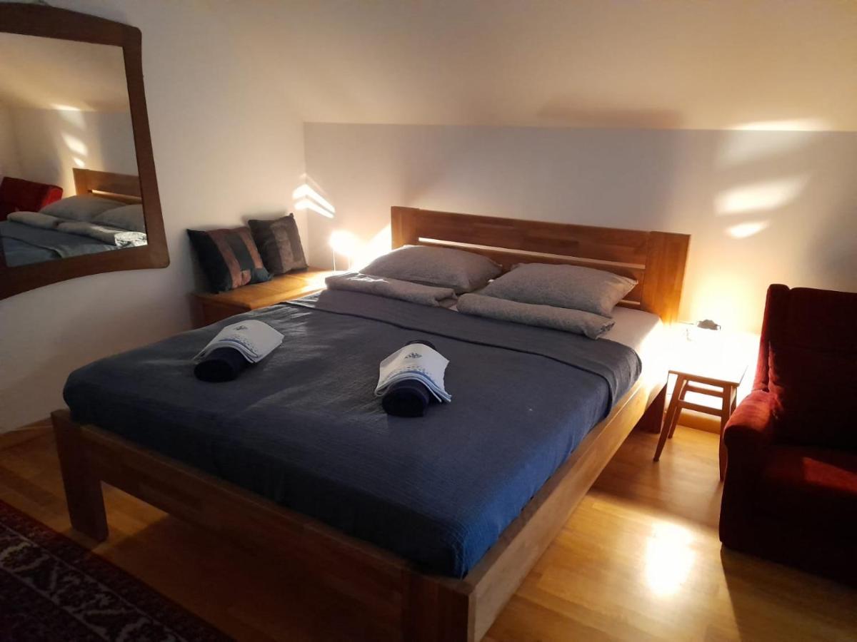 The John Rand Suite Samobor Buitenkant foto
